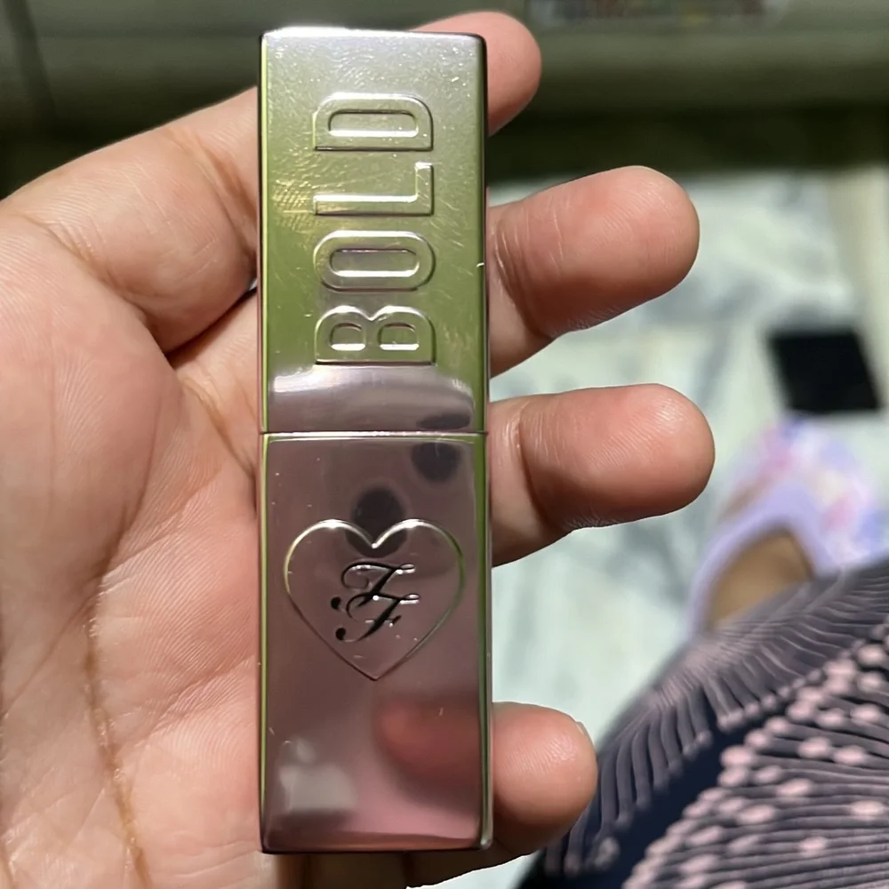 Too face lipstick in shade Brave 12 - Picture 2 of 6